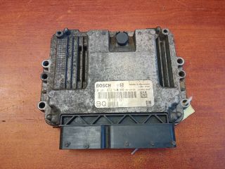 bontott OPEL ASTRA H Motorvezérlő