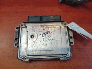 bontott OPEL ASTRA H Motorvezérlő