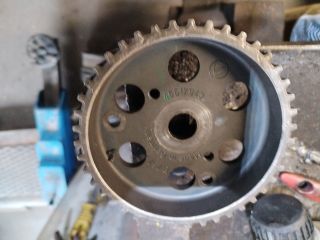 bontott OPEL ASTRA H Nagynyomású Szivattyú Bordáskerék / Lánckerék