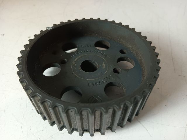 bontott OPEL ASTRA H Nagynyomású Szivattyú Bordáskerék / Lánckerék