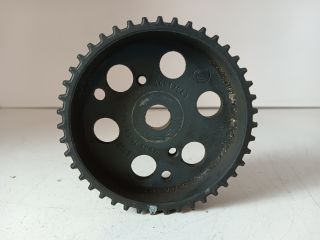 bontott OPEL ASTRA H Nagynyomású Szivattyú Bordáskerék / Lánckerék