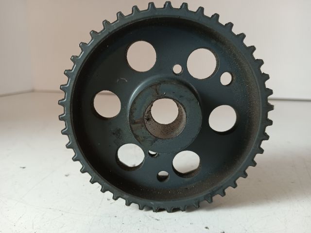 bontott OPEL ASTRA H Nagynyomású Szivattyú Bordáskerék / Lánckerék