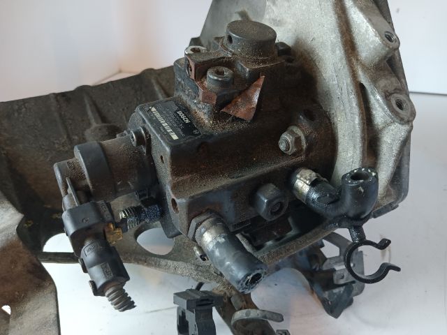 bontott OPEL ASTRA H Nagynyomású Szivattyú