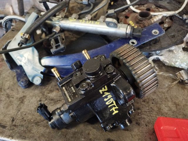 bontott OPEL ASTRA H Nagynyomású Szivattyú