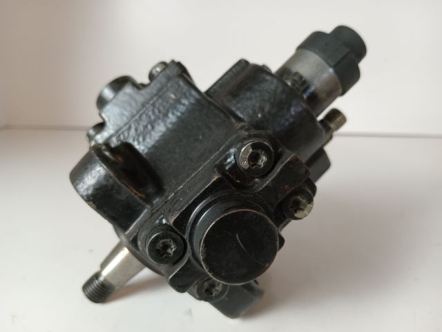 bontott OPEL ASTRA H Nagynyomású Szivattyú