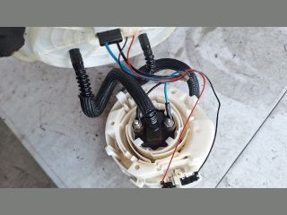 bontott OPEL ASTRA H Üzemanyag Szivattyú