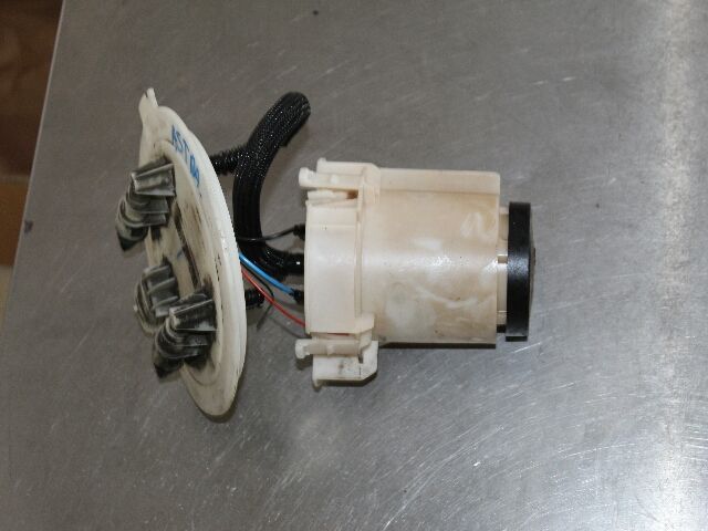 bontott OPEL ASTRA H Üzemanyag Szivattyú