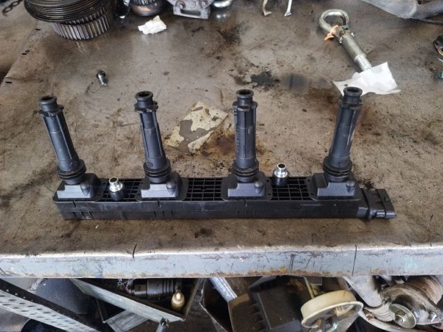 bontott OPEL ASTRA H Gyújtótrafó