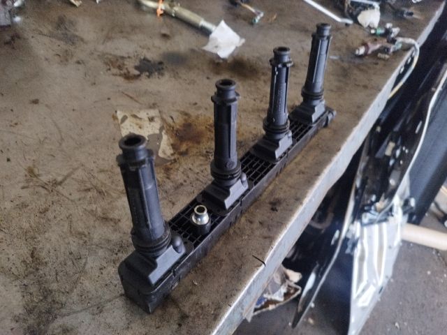 bontott OPEL ASTRA H Gyújtótrafó