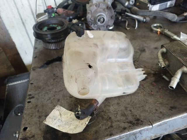 bontott OPEL ASTRA H Kiegyenlítő Tartály