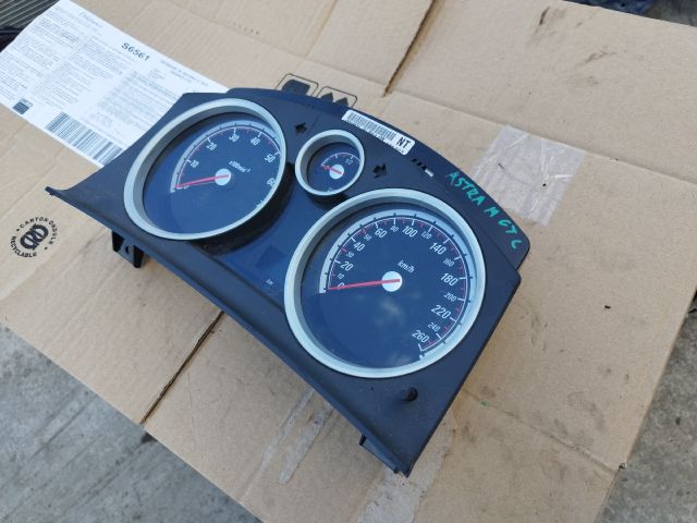 bontott OPEL ASTRA H Kilométeróra