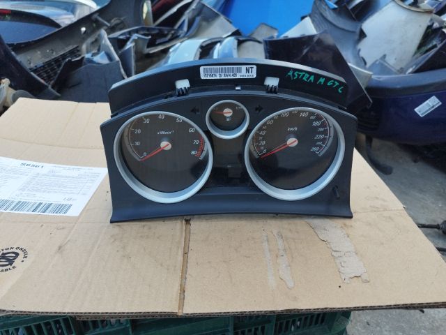 bontott OPEL ASTRA H Kilométeróra