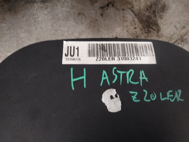 bontott OPEL ASTRA H Komplett Vezérlés Burkolat