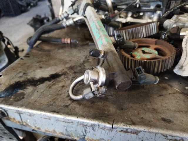 bontott OPEL ASTRA H Porlasztó Sor / Híd