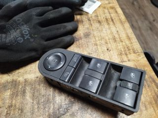 bontott OPEL ASTRA H Ablakemelő és Tükör Kapcsoló