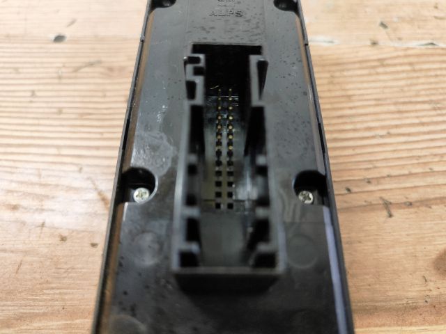 bontott OPEL ASTRA H Ablakemelő és Tükör Kapcsoló