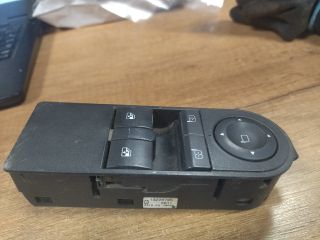 bontott OPEL ASTRA H Ablakemelő és Tükör Kapcsoló