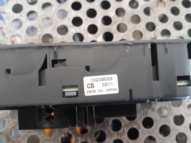 bontott OPEL ASTRA H Ablakemelő Kapcsoló Négyes / Kettes