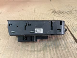 bontott OPEL ASTRA H Ablakemelő Kapcsoló Négyes / Kettes