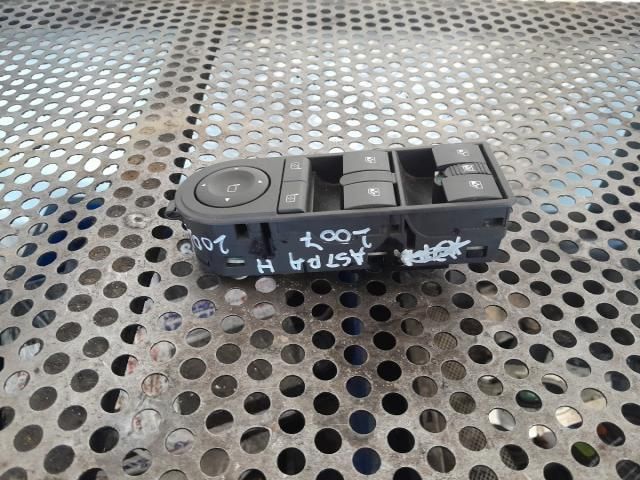 bontott OPEL ASTRA H Ablakemelő Kapcsoló Négyes / Kettes