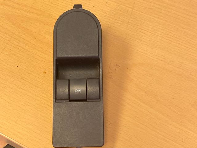 bontott OPEL ASTRA H Ablakemelő Kapcsoló (Pozíciófüggetlen)