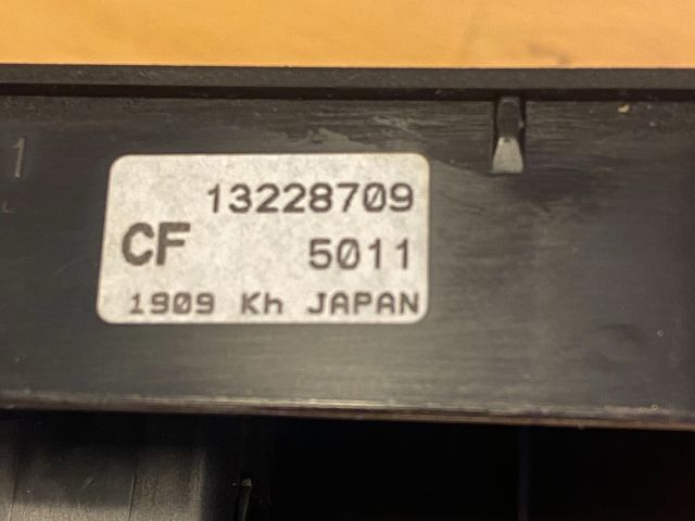 bontott OPEL ASTRA H Ablakemelő Kapcsoló (Pozíciófüggetlen)