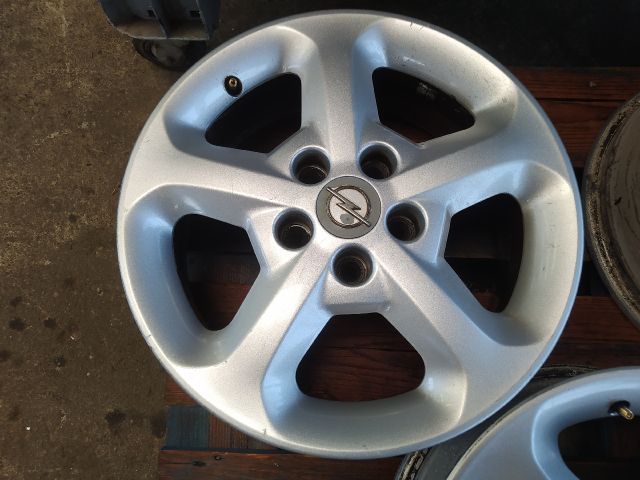 bontott OPEL ASTRA H Alufelni Szett
