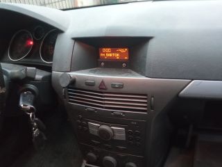 bontott OPEL ASTRA H Bal B Oszlop Burkolat