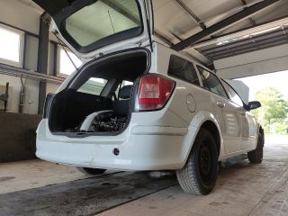 bontott OPEL ASTRA H Bal B Oszlop Burkolat