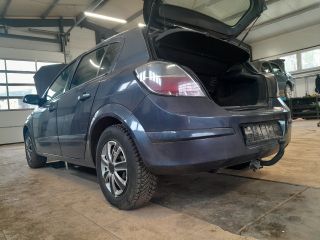 bontott OPEL ASTRA H Bal B Oszlop Burkolat