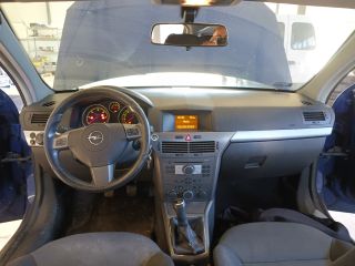 bontott OPEL ASTRA H Bal C Oszlop Burkolat