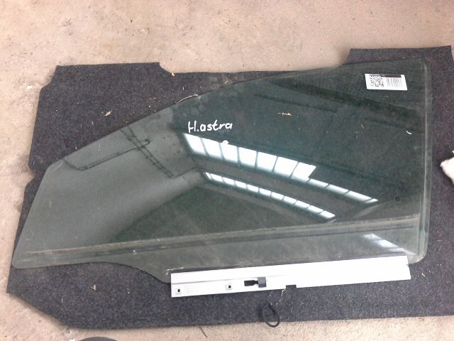 bontott OPEL ASTRA H Bal első Ablak