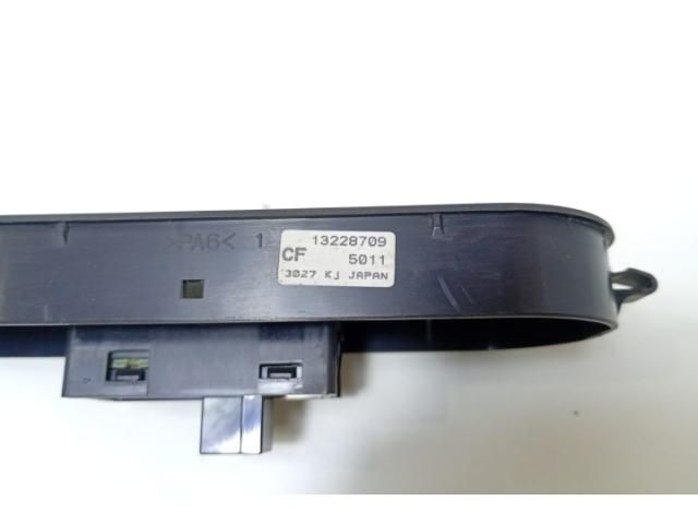 bontott OPEL ASTRA H Bal első Ablakemelő Kapcsoló