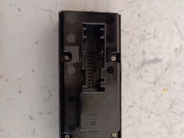 bontott OPEL ASTRA H Bal első Ablakemelő Kapcsoló