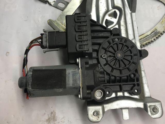 bontott OPEL ASTRA H Bal első Ablakemelő Motor