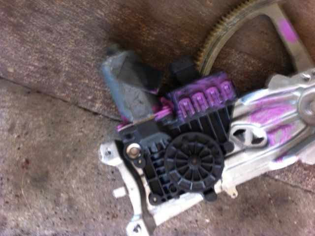 bontott OPEL ASTRA H Bal első Ablakemelő Motor