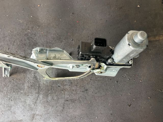 bontott OPEL ASTRA H Bal első Ablakemelő Szerkezet (Elektromos)