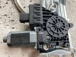 bontott OPEL ASTRA H Bal első Ablakemelő Szerkezet (Elektromos)