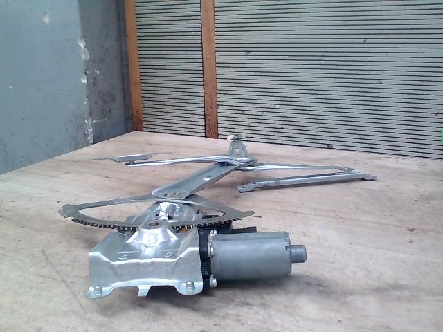 bontott OPEL ASTRA H Bal első Ablakemelő Szerkezet (Elektromos)