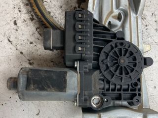 bontott OPEL ASTRA H Bal első Ablakemelő Szerkezet (Elektromos)