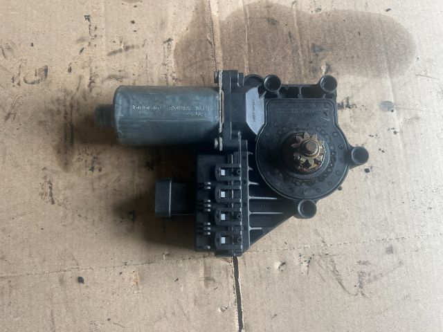 bontott OPEL ASTRA H Bal első Ablaktörlő Motor