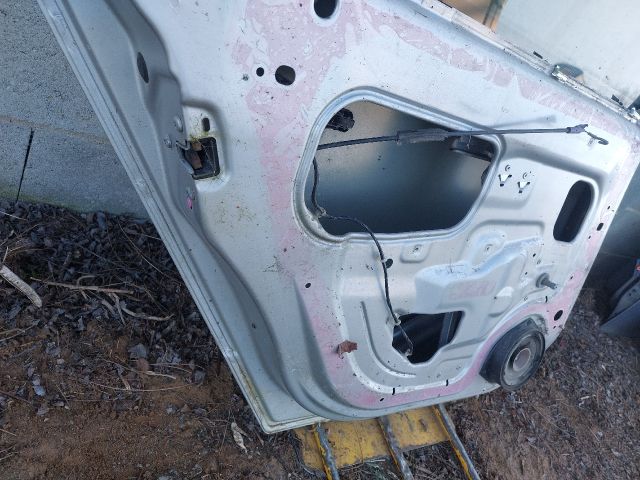 bontott OPEL ASTRA H Bal első Ajtó (Részeivel)