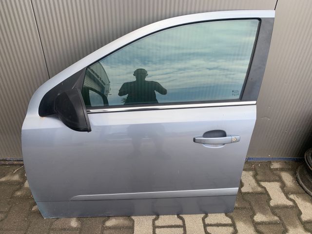 bontott OPEL ASTRA H Bal első Ajtó (Részeivel)