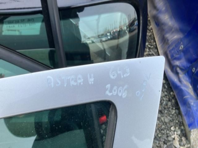 bontott OPEL ASTRA H Bal első Ajtó (Üres lemez)