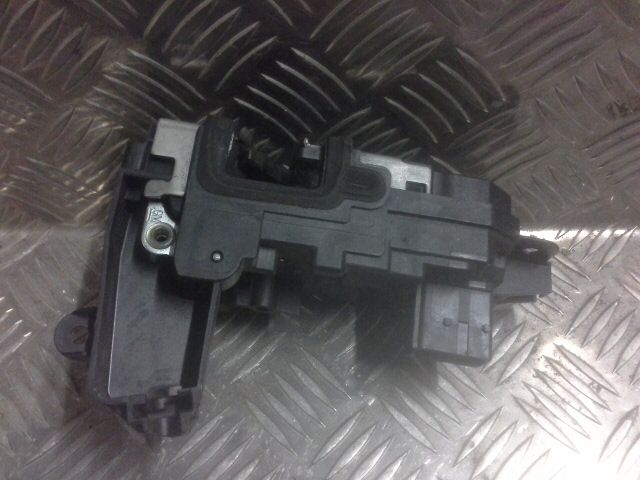 bontott OPEL ASTRA H Bal első Ajtózár