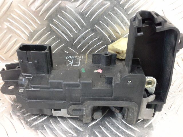 bontott OPEL ASTRA H Bal első Ajtózár