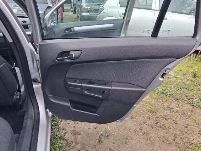 bontott OPEL ASTRA H Bal első Biztonsági Öv Csat