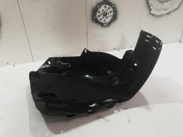 bontott OPEL ASTRA H Bal első Dobbetét (Kerékjárati, Műanyag)