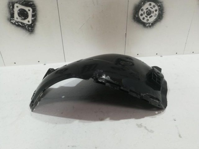 bontott OPEL ASTRA H Bal első Dobbetét (Kerékjárati, Műanyag)