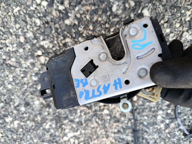 bontott OPEL ASTRA H Bal első Központizár Motor